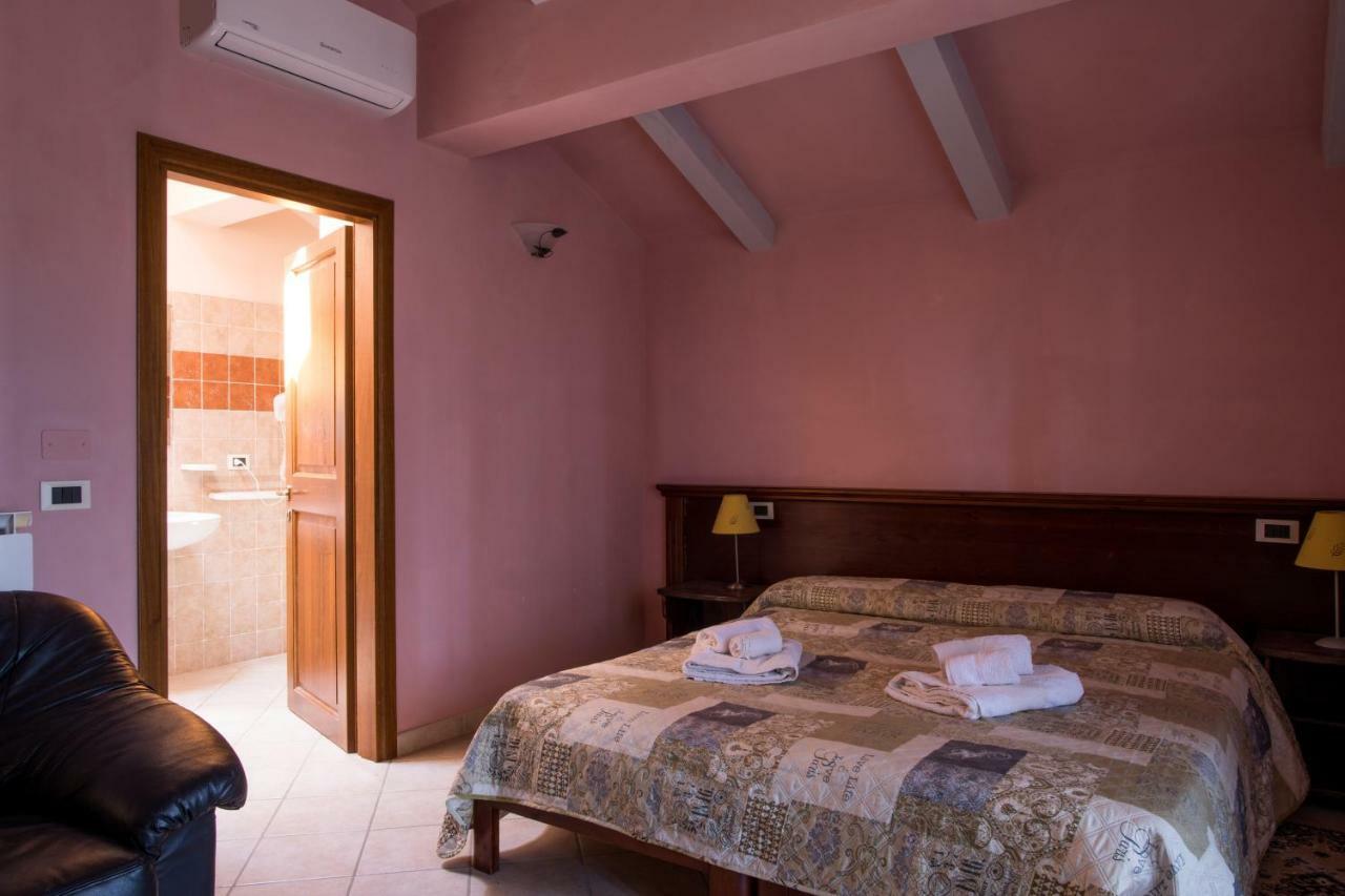 Borgo Nuovo San Martino Guest House Ambra Exterior photo