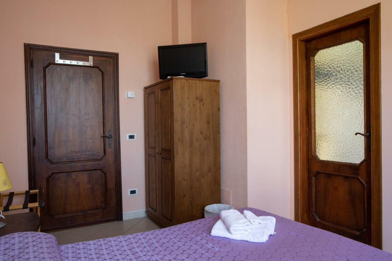 Borgo Nuovo San Martino Guest House Ambra Exterior photo